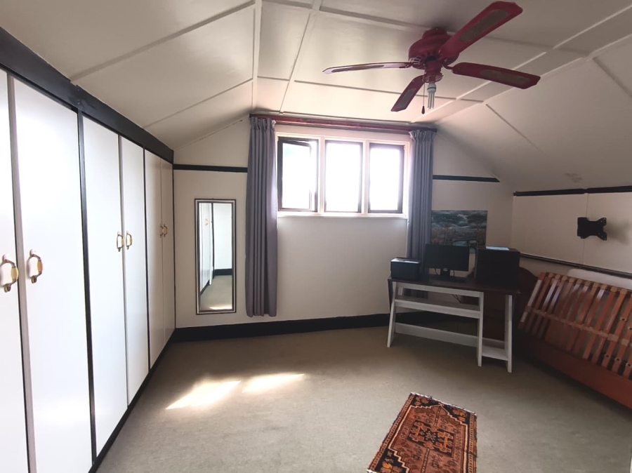 7 Bedroom Property for Sale in Walmer Eastern Cape